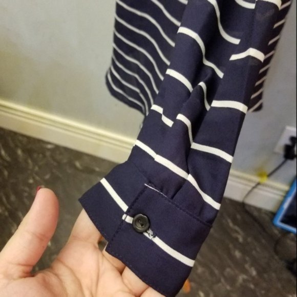 Darling Long navy striped button down shirt size M (L15) - Picture 4 of 8